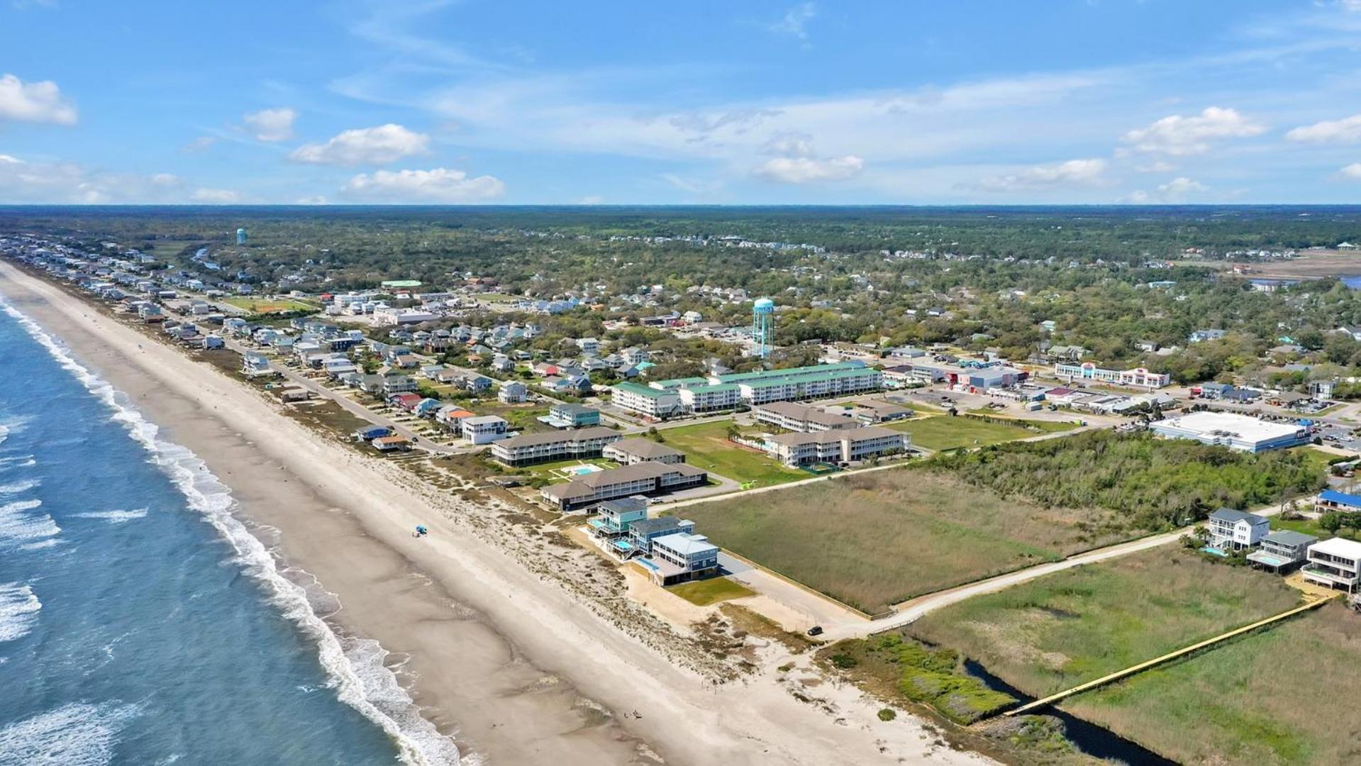 Aquila East Villa Oak Island Exterior photo